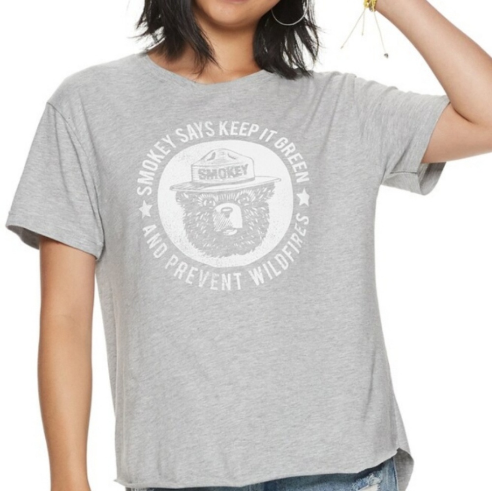Junior's Smokey The Bear Grey Graphic Tee